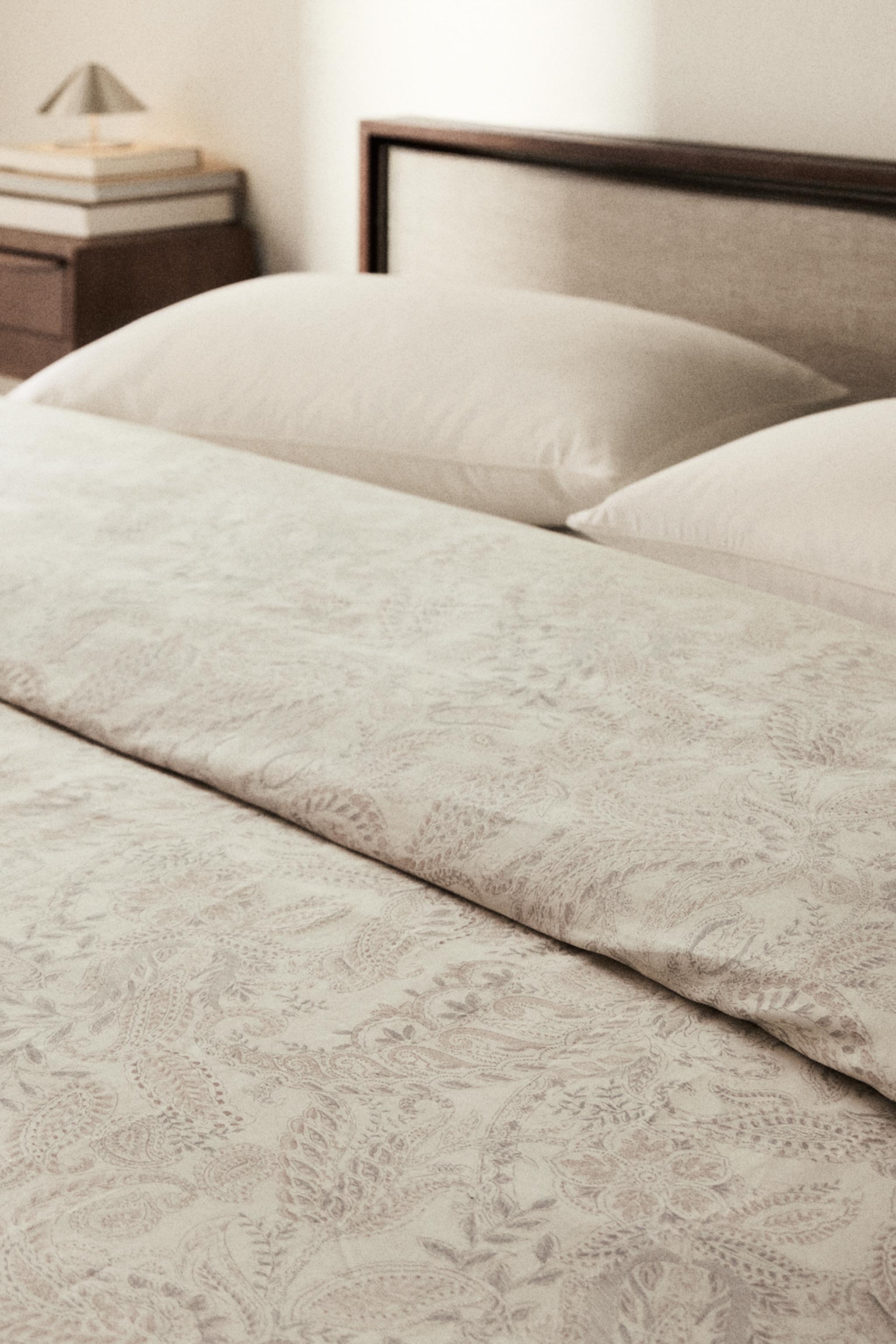PAISLEY SATEEN DUVET COVER